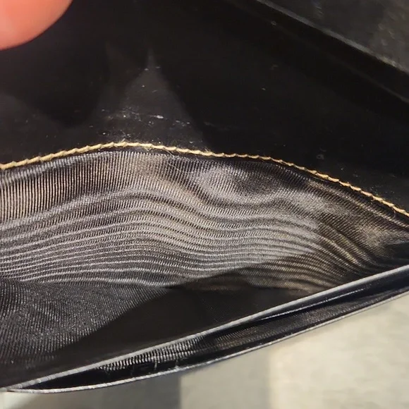 EUC Fendi Black and Brown Striped Wallet w/original Box